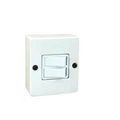 INTERRUPTOR 2 SECÕES SIMPLES SOBREPOR BRANCO 61003 MEC-TRONIC